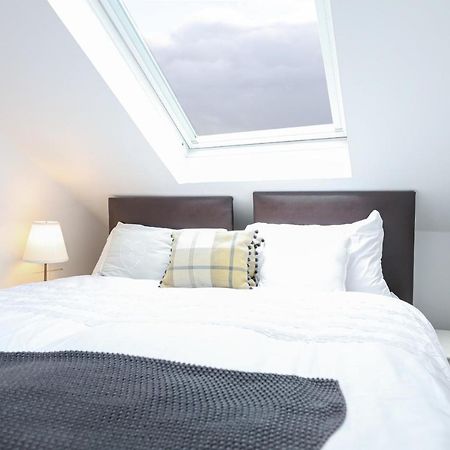 Luxury 3 Bed Royal Mile Apartment Edimburgo Exterior foto