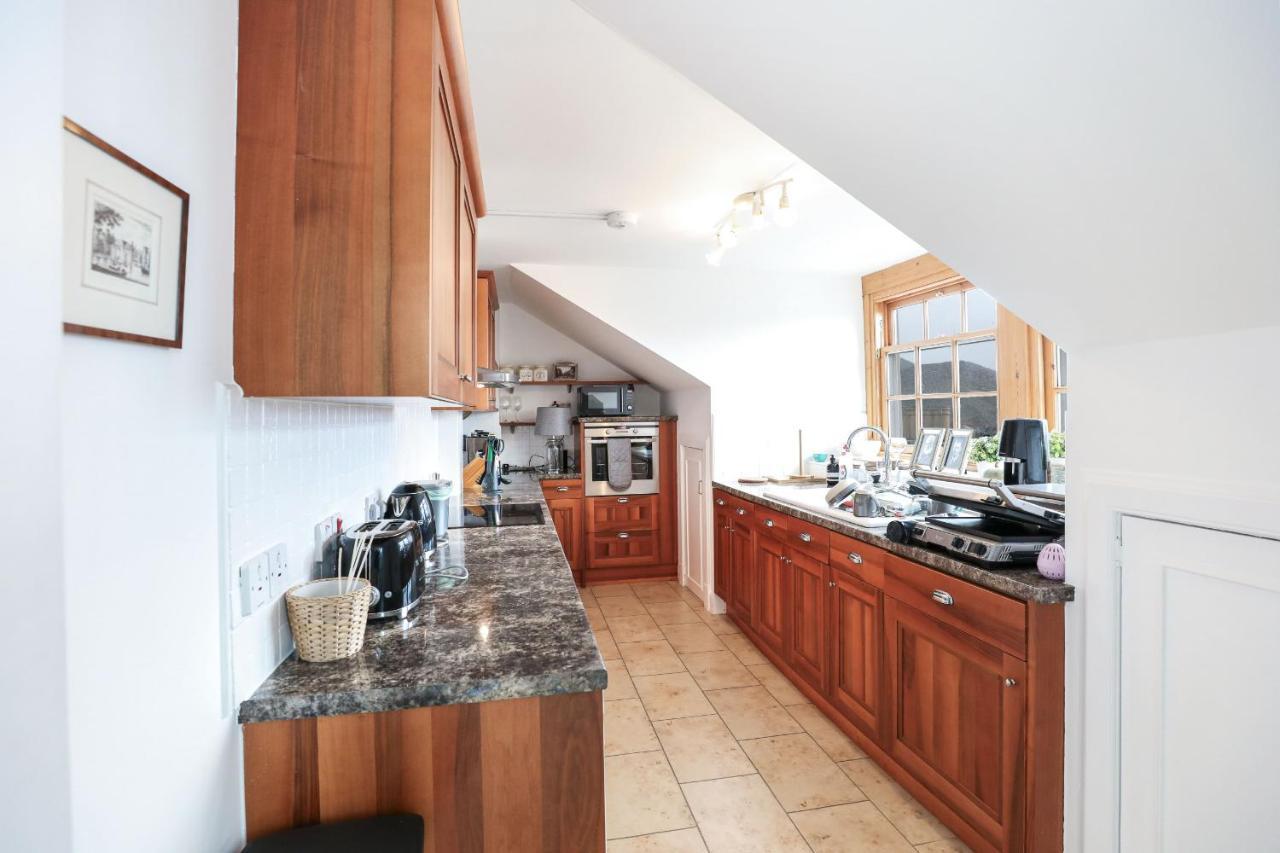 Luxury 3 Bed Royal Mile Apartment Edimburgo Exterior foto