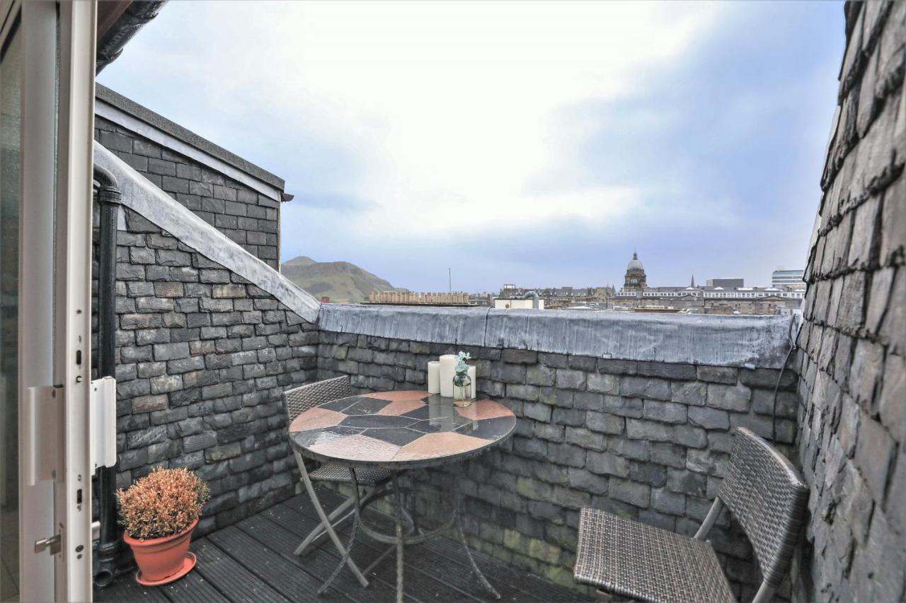 Luxury 3 Bed Royal Mile Apartment Edimburgo Exterior foto