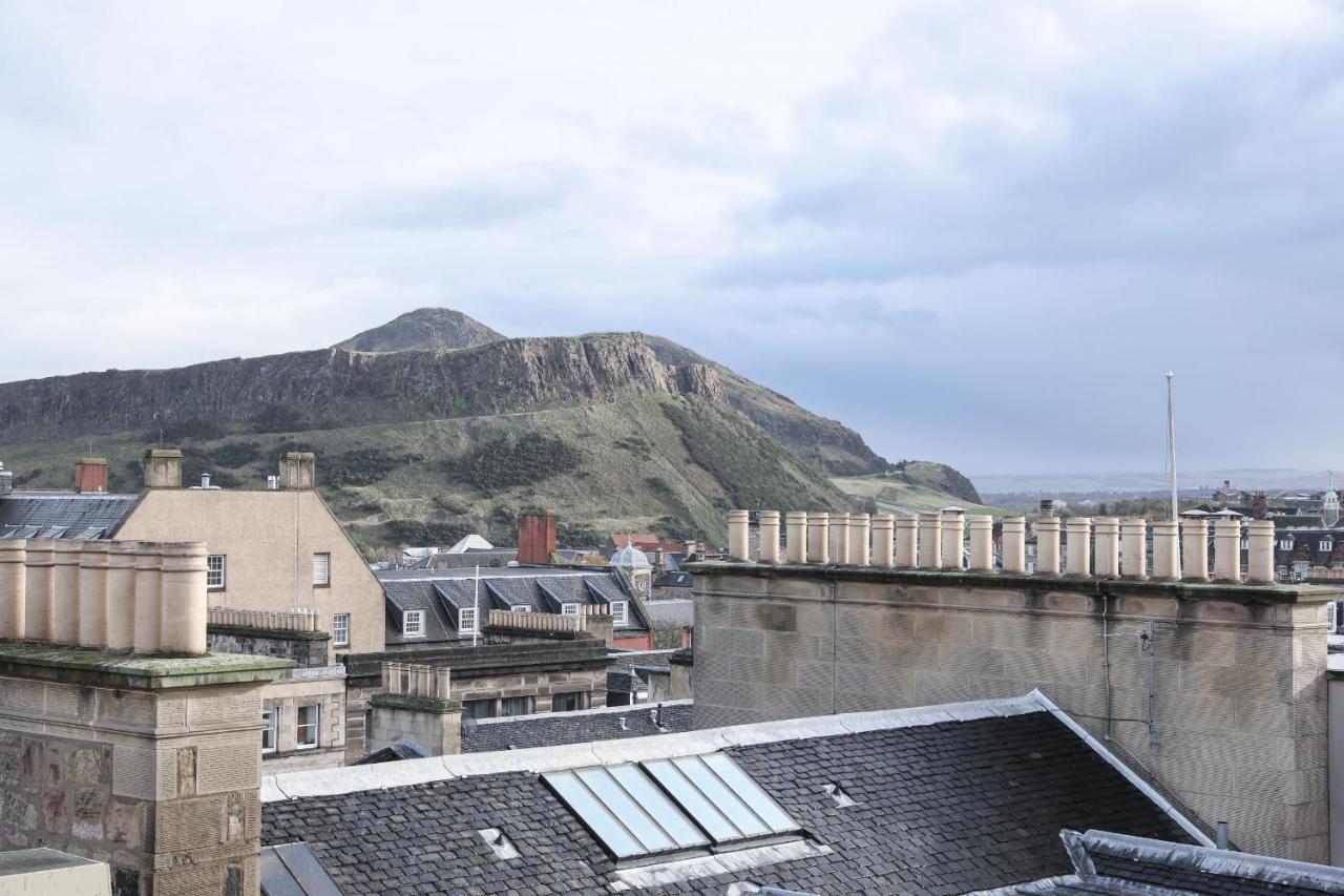Luxury 3 Bed Royal Mile Apartment Edimburgo Exterior foto